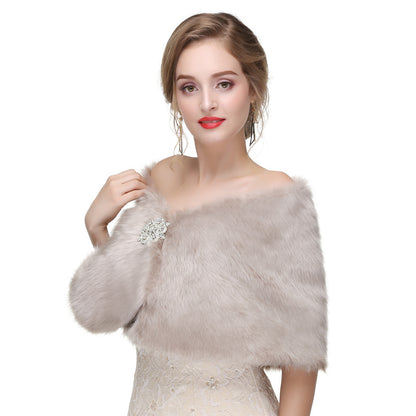 High-end Wedding Dress Winter Warm Fur Shawl
 Product information:
 
 Pattern: Monochrome
 
 Color: black, white, light gray, Burgundy, dark gray
 
 Applicable Gender: Female
 
 Inventory Type: whole transactiClothing & Apparel for WomenShoparamas.comHigh-end Wedding Dress Winter Warm Fur Shawl