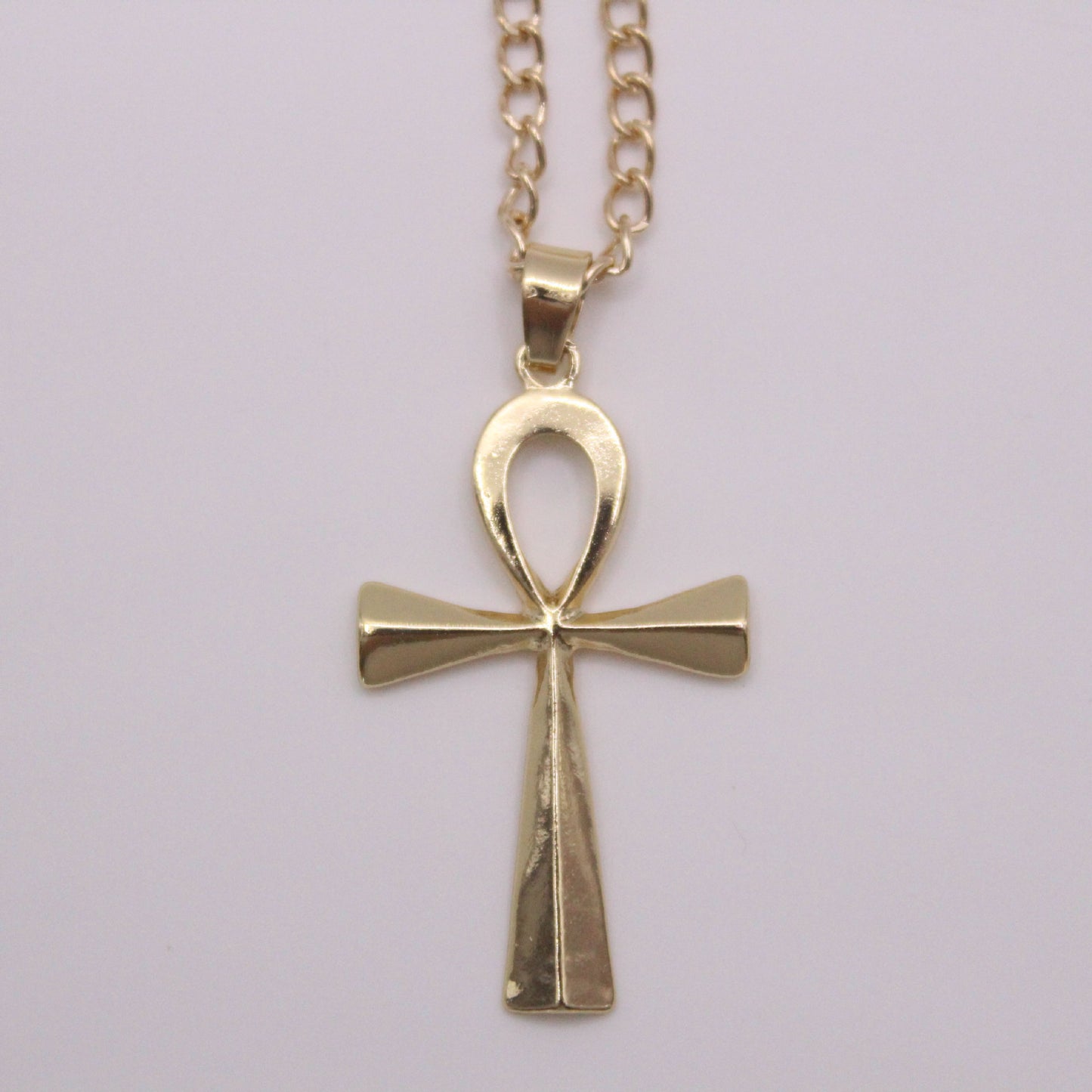 Cross-border e-commerce goods source, European and American glossy sta
 Style: Europe and America
 
 Material: titanium steel
 
 Treatment process: electroplating
 
 Type : Pendant, pendant
 
 Style: Men's
 
 Modeling: Geometry
 
 Chai0Shoparamas.comCross-border