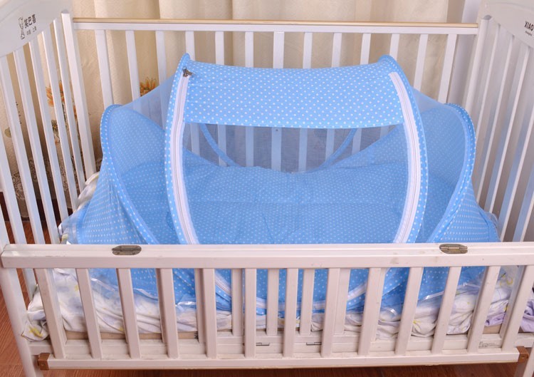 Foldable  Baby Bed Net With Pillow Net 2pieces Set
 Overview:
 
 Breathable open mesh provides a comprehensive airflow and barrier-free, soft and comfortable view for your baby to sleep and play.
 
 Equipped with a Babies & ToddlersShoparamas.comFoldable Baby Bed Net