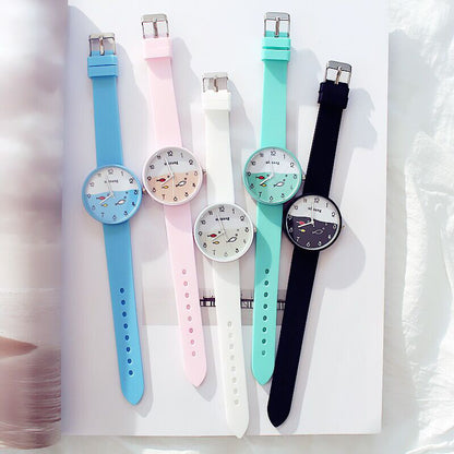 Children Watch For Girls Color Silicone Strap Fashion Quartz Wristwatc
Clasp Type: Buckle 

Dial Diameter: 36mm

Band Width: 15mm

Movement: Quartz

Dial Window Material Type: Glass

Style: Fashion &amp; Casual

Water Resistance Depth:WatchesShoparamas.comGirls Color Silicone Strap Fashion Quartz Wristwatch Fish Dial Cartoon Kids Clock