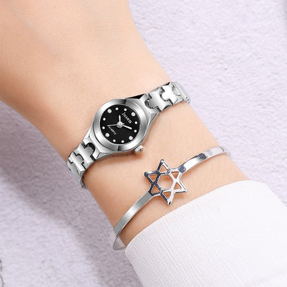 Small And Fine Bracelet Quartz Ladies Watch
 Product Information:
 
 Applicable people: Female
 
 Style: fashion
 
 Whether the source of patent: No
 
 Waterproof: No
 
 Movement type: Quartz
 
 Movement mode0Shoparamas.comFine Bracelet Quartz Ladies Watch