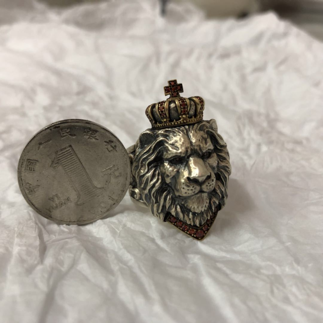 Vintage lion ring
 material: metal
 
 Style: European and American
 
 Modeling: Animal/Zodiac
 
 Applicable gift-giving occasions: travel souvenir
 
 Packaging: Individually packed
 0Shoparamas.comVintage lion ring