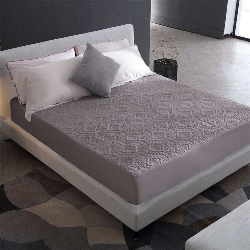 Moisture-proof mattress protector
 Product Category: Bed Cover
 
 Material: 100% polyester fiber
 
 pattern: plain
 
 Weaving process: Ultrasonic embossing
 
 Pillowcase: paired with ordinary solid Bedding & DecorShoparamas.comMoisture-proof mattress protector