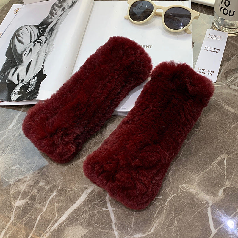 Sweet Warm And Thickened Rex Rabbit Fur Gloves
 Product information:
 
 Fabric name: rabbit fur
 
 Color: red, khaki, black, white, nude pink, beige, gray, flower blue, purple blue, flower yellow pink, dark browClothing & Apparel for WomenShoparamas.comThickened Rex Rabbit Fur Gloves