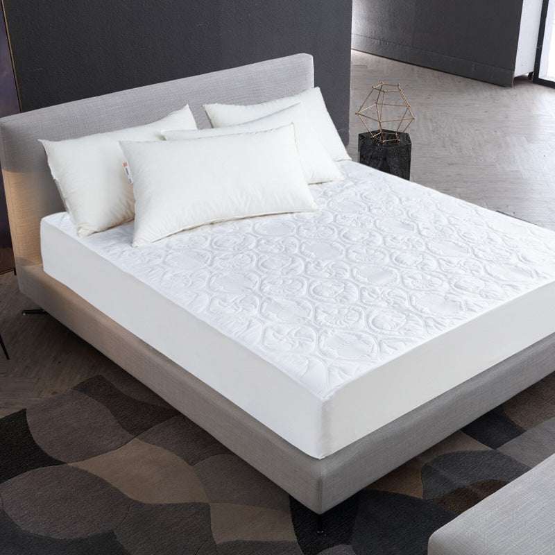 Moisture-proof mattress protector
 Product Category: Bed Cover
 
 Material: 100% polyester fiber
 
 pattern: plain
 
 Weaving process: Ultrasonic embossing
 
 Pillowcase: paired with ordinary solid Bedding & DecorShoparamas.comMoisture-proof mattress protector