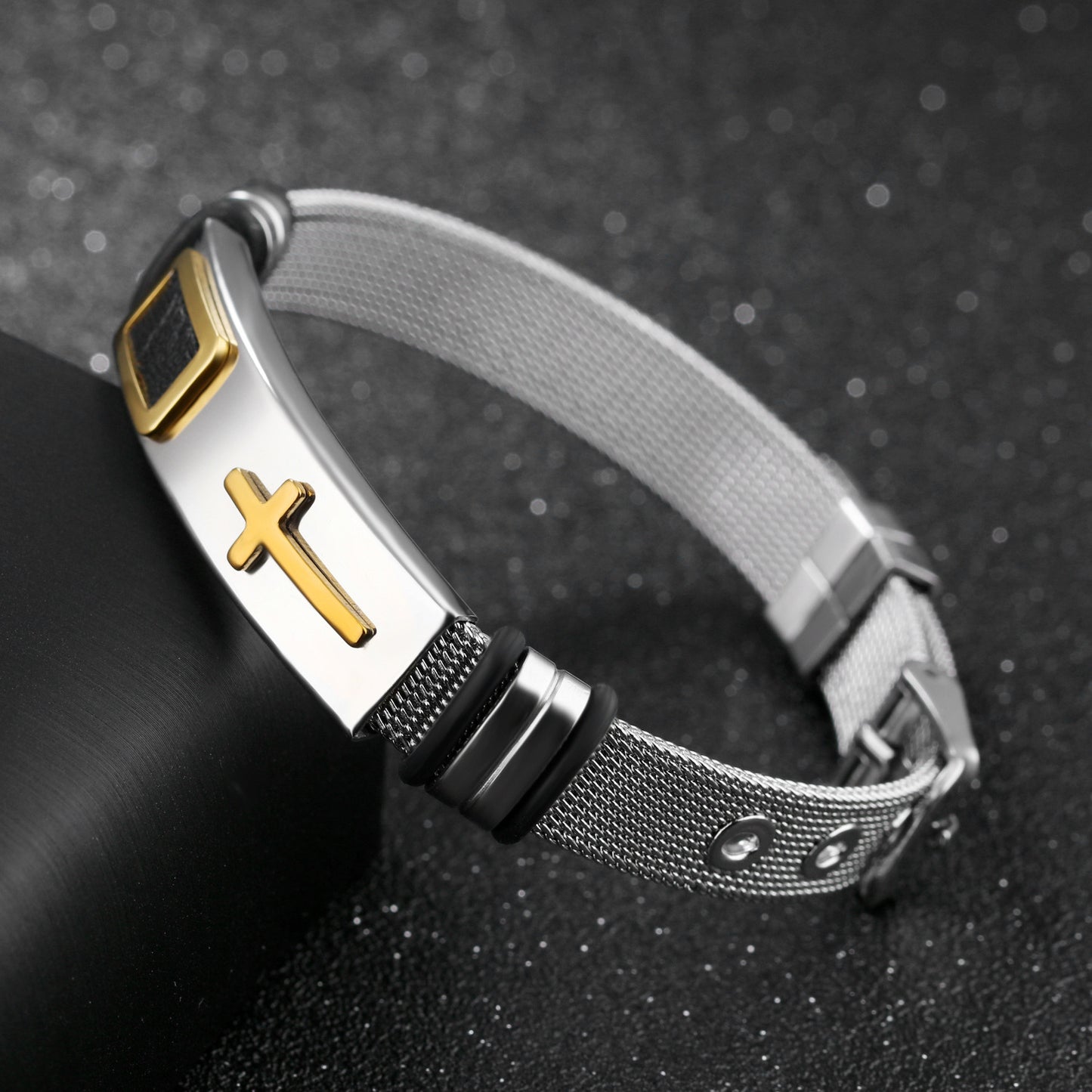 Steel mesh bracelet bracelet Bracelet gold cross titanium steel men's Material: Stainless steel
StyleMaterial: Stainless steel

 Style: Korean style/Korean style
 
 Style: Men's
 
 Modeling: geometric
 
 Applicable gift-giving occasion0Shoparamas.comSteel mesh bracelet bracelet Bracelet gold cross titanium steel men'