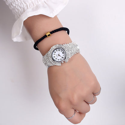 Fashionable All-match Casual Women's Quartz Watch
 Product information:


 Style: European
 
 Movement type: quartz
 
 Thickness: 9mm
 
 Dial diameter: 33mm
 
 Mirror material: ordinary glass mirror surface
 
 WatcWatchesShoparamas.com-match Casual Women'