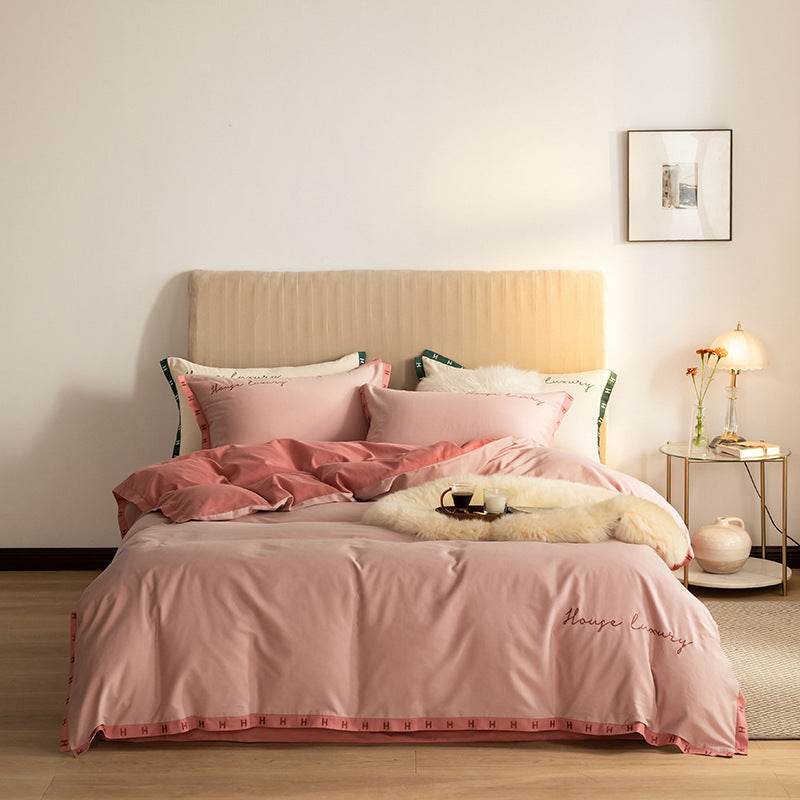 Cotton Bed Linen Embroidered Quilt Cover Bedding
 Product information:
 
 Fabric density: 200X95
 
 Fabric count: 60
 
 Printing and dyeing process: reactive printing and dyeing
 
 Style: sheet type/bed sheet typeBedding DecorShoparamas.comCotton Bed Linen Embroidered Quilt Cover Bedding