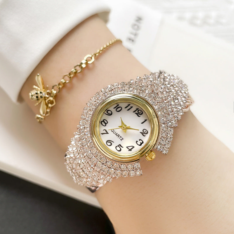 Fashionable All-match Casual Women's Quartz Watch
 Product information:


 Style: European
 
 Movement type: quartz
 
 Thickness: 9mm
 
 Dial diameter: 33mm
 
 Mirror material: ordinary glass mirror surface
 
 WatcWatchesShoparamas.com-match Casual Women'