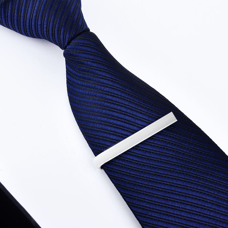 Gold Silver Simple Men's Tie Clip
 Product information:
 


 Material: Copper
 
 Color: Z1036, Z1037, Z1048
 
 Style: Men's
 
 Shape: geometric
 
 Product Category: Tie Clip
 
 Size: Approximately 40Shoparamas.comGold Silver Simple Men'