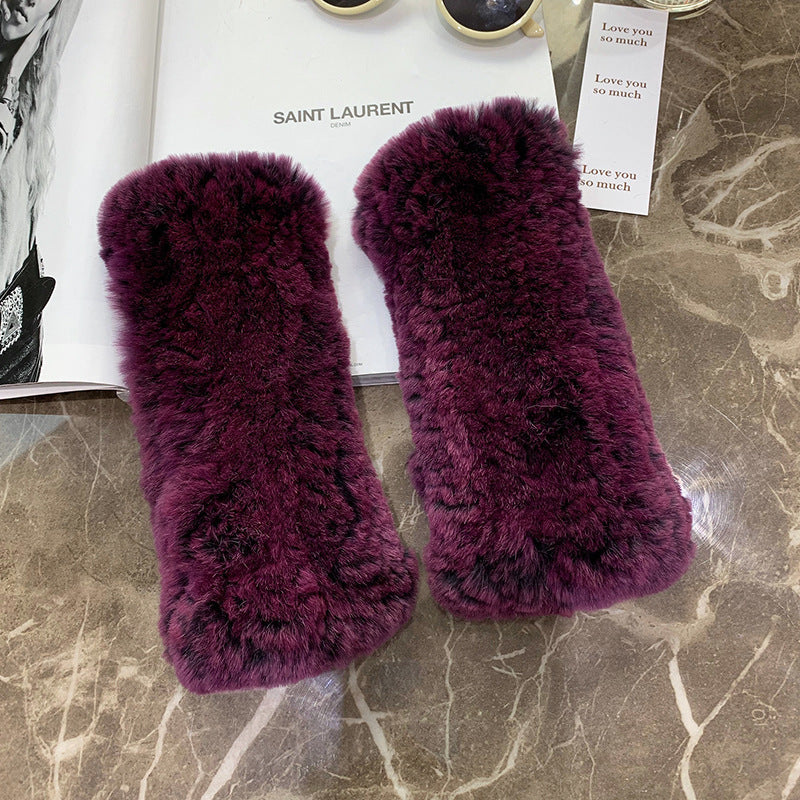 Sweet Warm And Thickened Rex Rabbit Fur Gloves
 Product information:
 
 Fabric name: rabbit fur
 
 Color: red, khaki, black, white, nude pink, beige, gray, flower blue, purple blue, flower yellow pink, dark browClothing & Apparel for WomenShoparamas.comThickened Rex Rabbit Fur Gloves